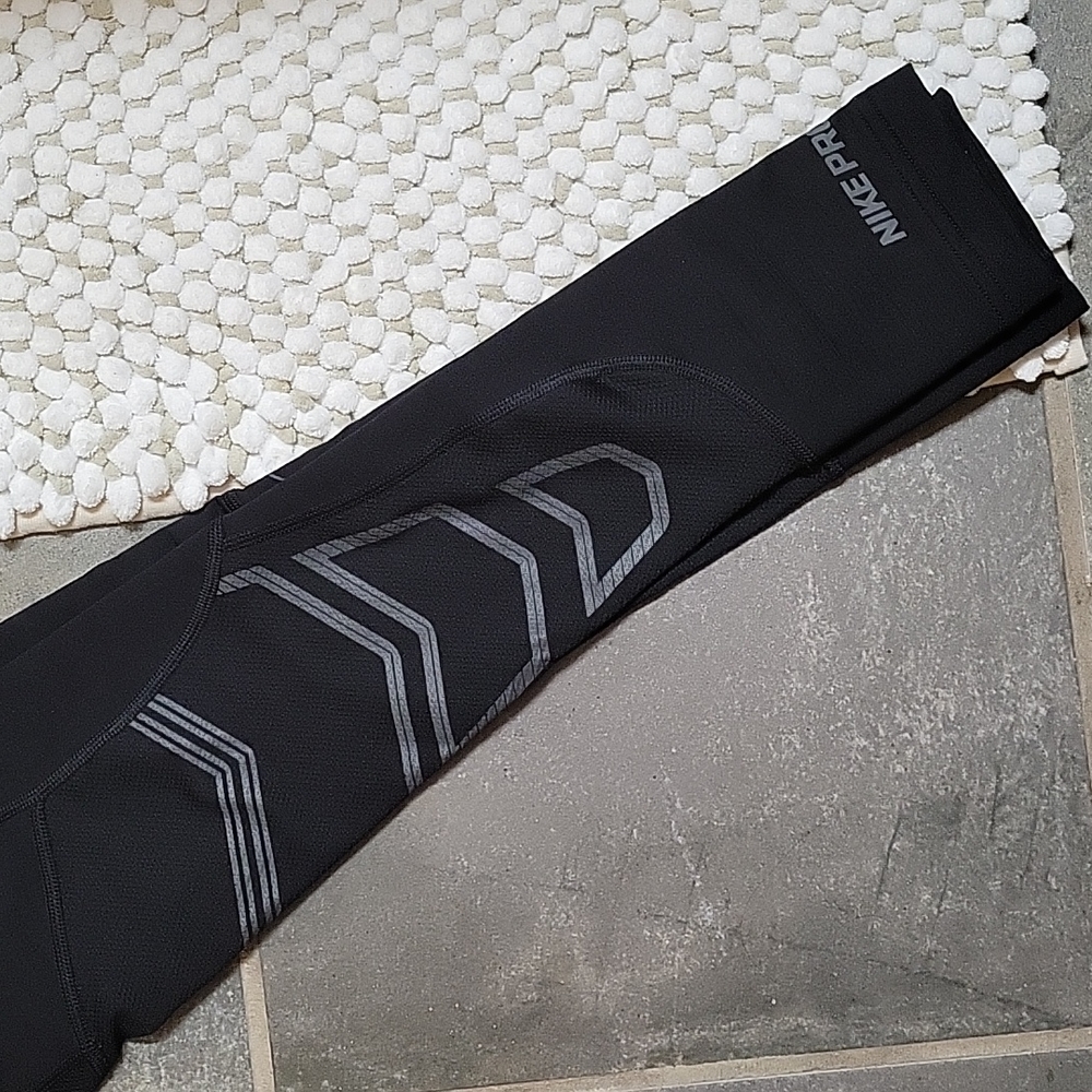 Nike Pro Training Leggings! View 6